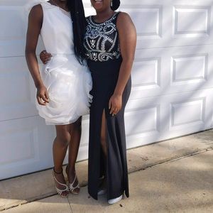 Cream one shoulder ruffled dress ⛱